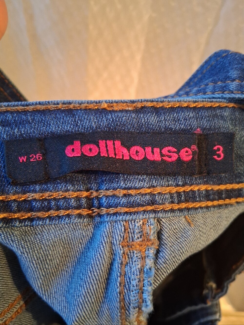 Dollhouse Women's Dark Blue Denim Short Overalls Sz 3 Preowned - Picture 9 of 9